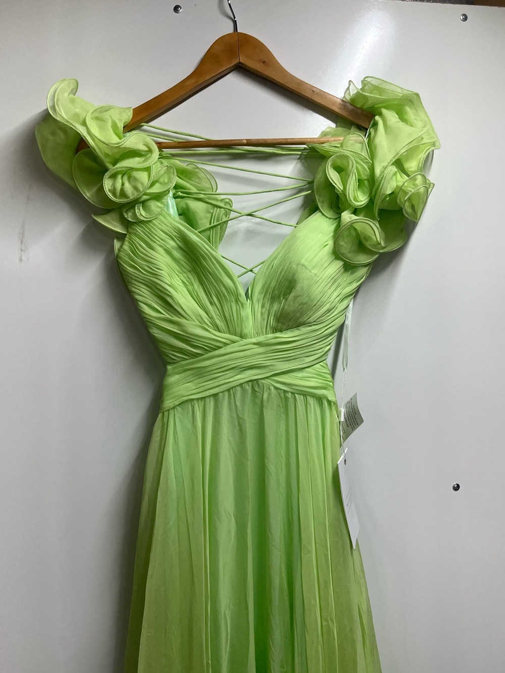 NEW MAC DUGGAL Ruffle Tiered Cut-Out Chiffon Gown Anthropologie size 4 - Picture 8 of 16